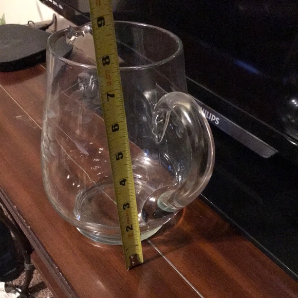 Glass Pitcher - Picture 3 of 4